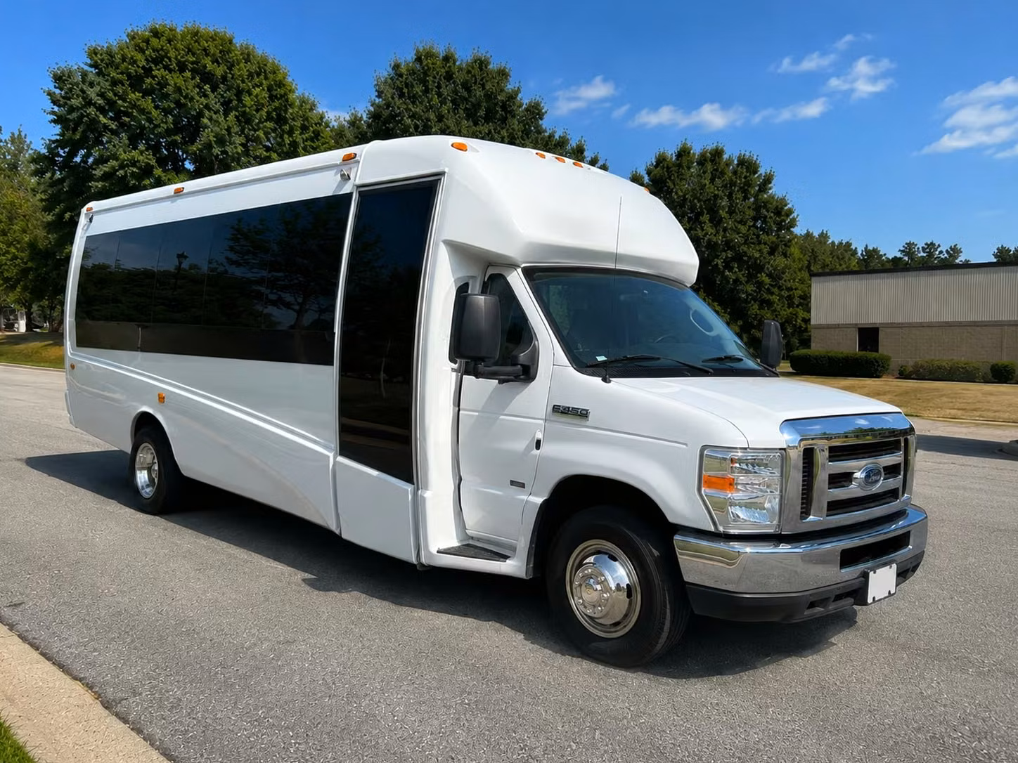 18 passenger minibus