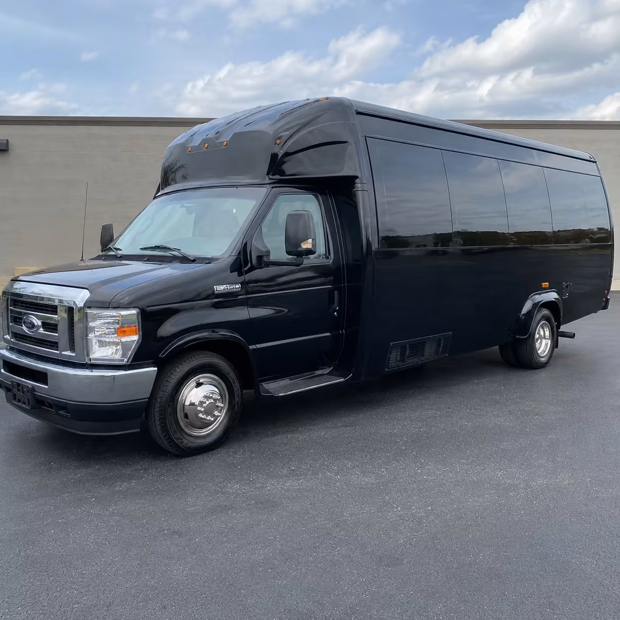party buses for chula vista prom groups who want to arrive in style